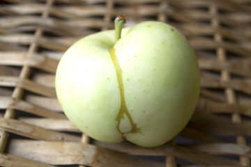 Green apple