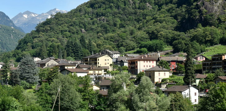 Faido Bilder Durchsuchen 90 Archivfotos, und Videos