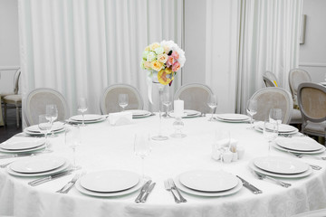 table  served  in restaurant