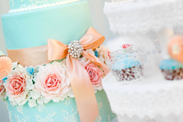 blue candy bar. the holiday table decoration
