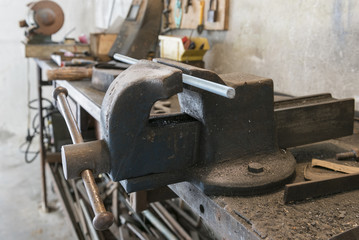 bench vise