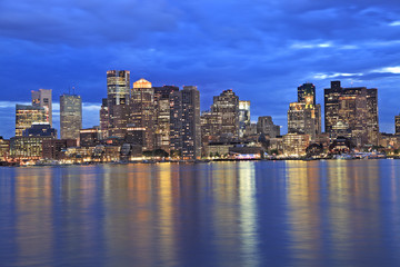 Fototapeta premium Boston skyline at dusk, USA