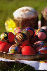 Easter cakes and eggs