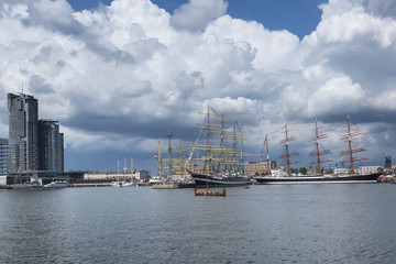 Fototapeta na wymiar Historic ships in Gdynia port