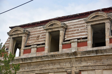 edificio antiguo en ruinas