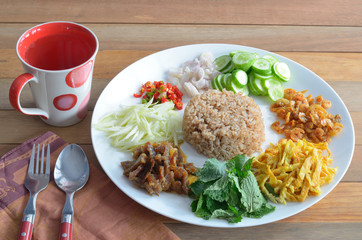 fried rice with shrimp paste