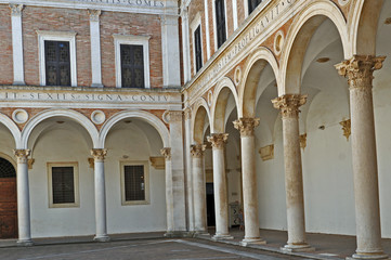 Fototapeta na wymiar Urbino, il Palazzo Ducale - Marche