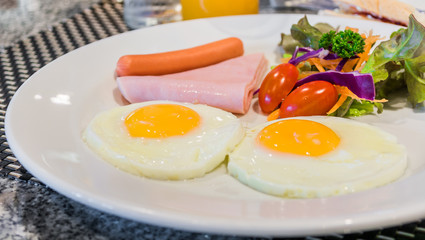 breakfast with egg