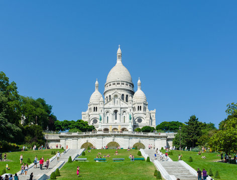 Paris - SEPTEMBER 12, 2012: Basilique Du Sacre Coeur On Septembe