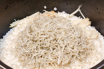 じゃこ飯　ちりめんじゃこ　炊き込みご飯