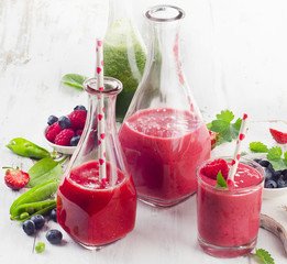 Healthy fruits and vegetables smoothies