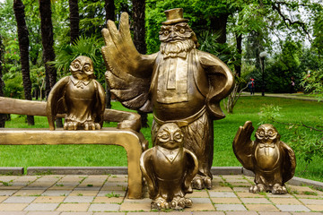 Fototapeta na wymiar An Interesting sculpture at place des Arts in downtown Sochi, Russia.