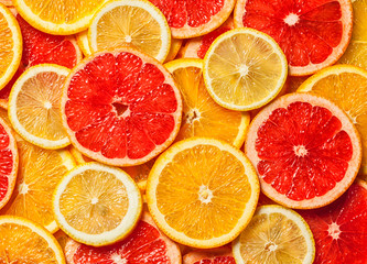 Colorful citrus fruit slices 