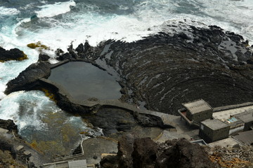Piscinas naturales sobre piedra laja. Pozo de Las Calcosas . Isla de el hierro. Tenerife. Canarias 
