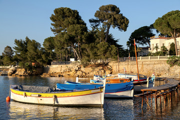 Fototapeta na wymiar Port de l'olivette cap d'Antibes