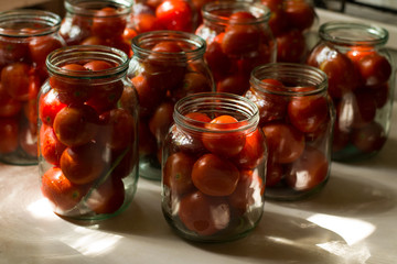 Готовка консервированных помидоров заготовки