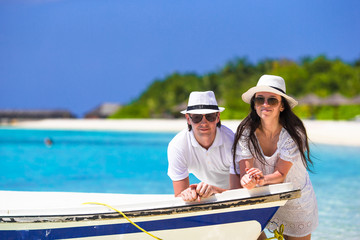 Fototapeta premium Young couple during tropical vacation