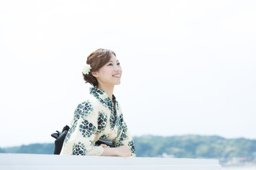 浴衣の女性