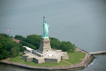 statue of liberty aerial view © Andrea Izzotti