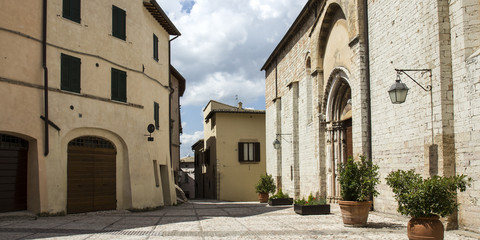 Fototapeta na wymiar Medieval architecture and nature in Umbria region, Italy