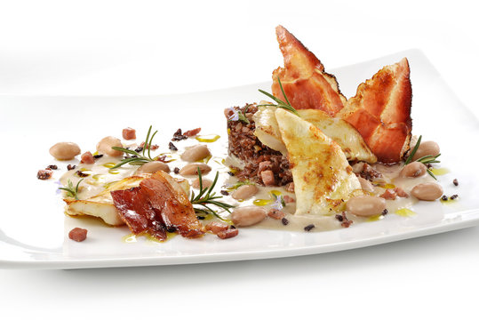 fish dish, turbot fillets, cream of beans, red rice, crispy baco