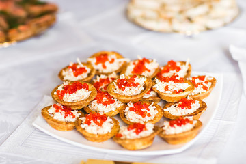 Tartlet  with cream and caviar