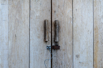 Unable lock vintage door.