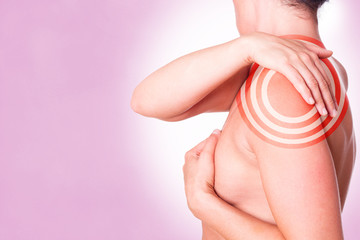 Schulterschmerzen mit roter Schmerzpunkt Markeirung