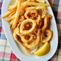 squids with fries