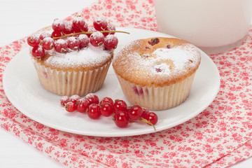 Cupcakes With Fresh Redcurrant. White Painted Table