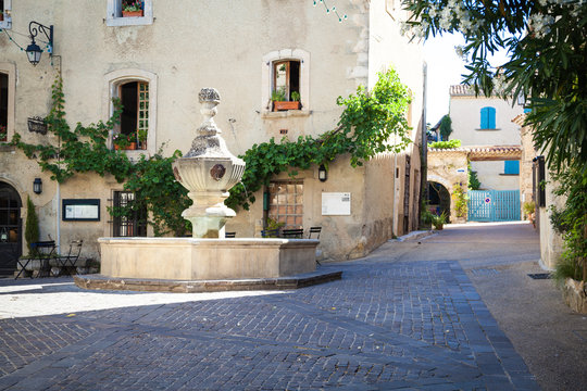 Fototapeta Venasque Provence France