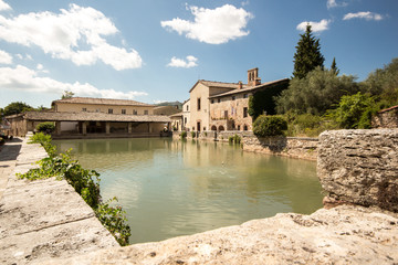 bagno vignoni toscana italia