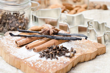 aromatic vanilla and cinnamon bark