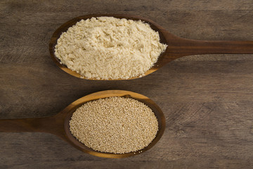 Portion of uncooked Quinoa and wey protein