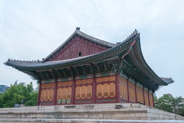 Fototapeta na wymiar The building in Deoksugung palace, Seoul, South Korea