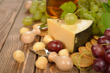 Grapes and cheese