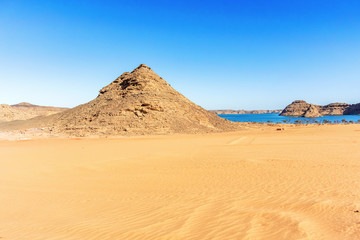 Fototapeta na wymiar Eastern Desert and Lake Nasser in Egypt