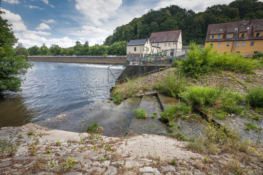 Fischtreppe Wehr Fischwanderung