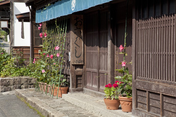 妻籠宿の古い町並み