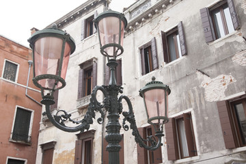 Fototapeta na wymiar Lamppost in Square of Venice