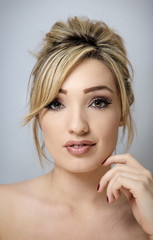Naklejka premium beauty headshot