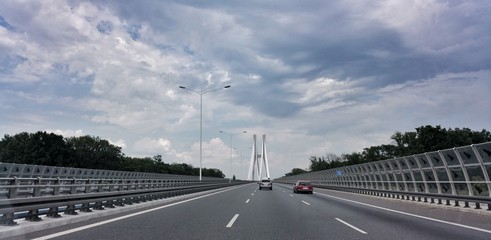 Most na autostradzie - obrazy, fototapety, plakaty