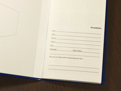 「Kalenderbuch」の写真素材 | 40件の無料イラスト画像 | Adobe Stock