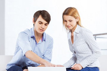 Obraz premium Cooperate for productive work