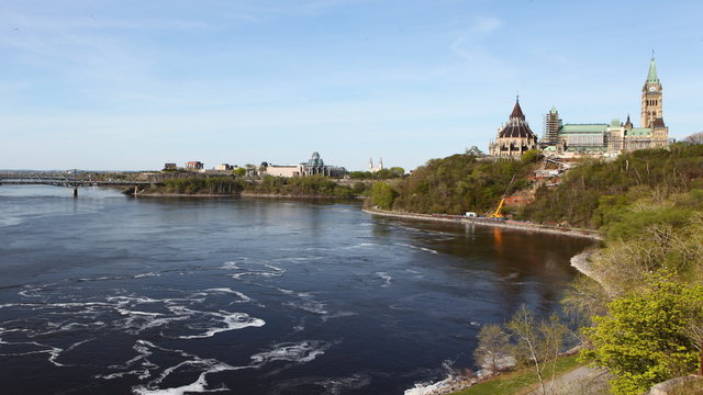 4K UltraHD A timelapse view of Canada's Parliament by the Ottawa River