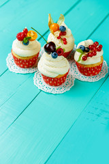 cupcakes with summer berries