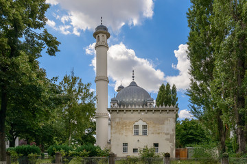 Fototapeta na wymiar Ahmadiyya-Moschee in Wilmersdorfer, Ostseite