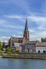 Fototapeta na wymiar Embankment of Meuse river, Maastricht