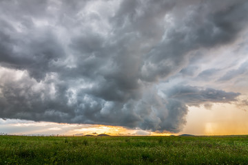 Obraz na płótnie Canvas Stormy raining clouds in HDR