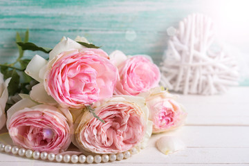 Obraz na płótnie Canvas Sweet pink roses